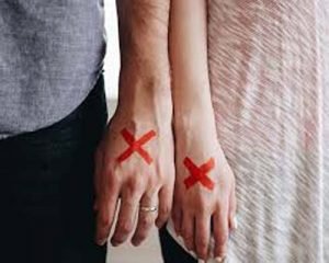 Read more about the article How to stop stalking your ex!