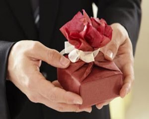 Read more about the article What are the perfect gifts for your partner
