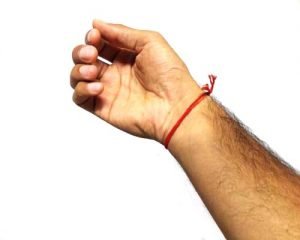 Read more about the article Astrological Rules for tying Raksha Sutra or Kalava